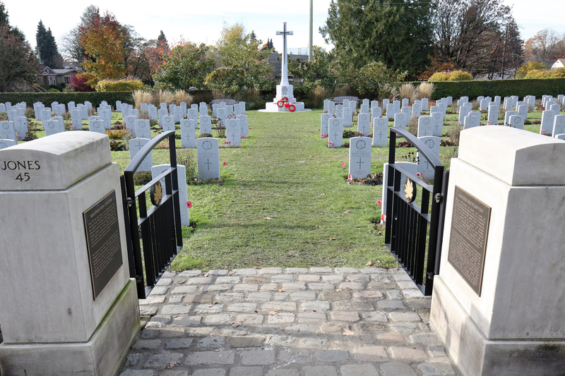 Illustration for article titled 2018 Remembrance Day at Mountain View Cemetery